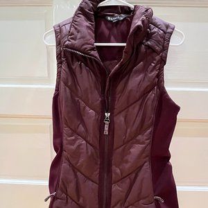 ATHLETA Rock Ridge PrimaLoft Vest. Wine color. Size Medium